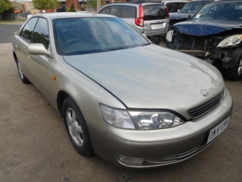 1997 Lexus E300 — ES300