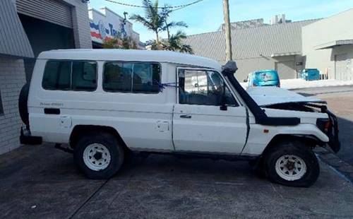 2002 Toyota Landcruiser — HDJ78R Manual