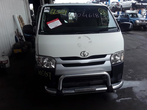 2015 Toyota Hiace — Toyota Hiace 2015