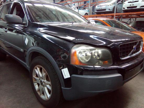 2004 Volvo XC90 — Auto Petrol