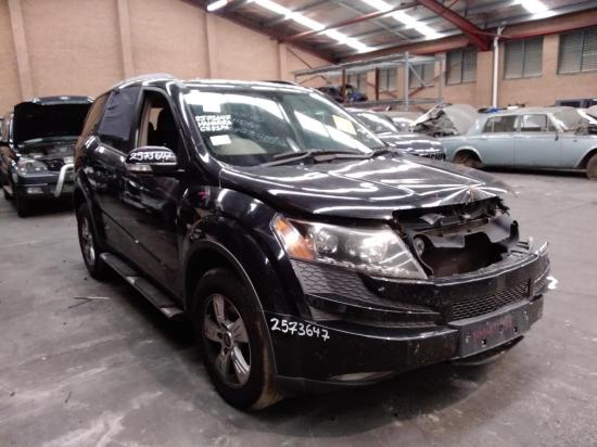2013 Mahindra XUV500 — (6 speed) awd Manual Diesel