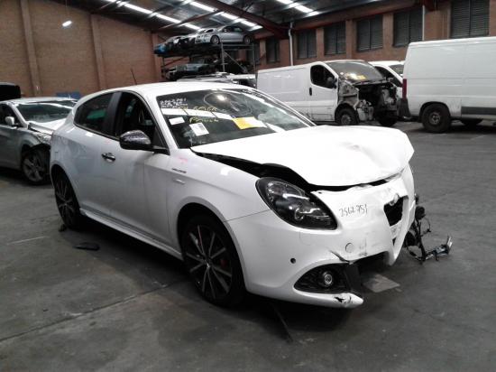 2017 Alfa Giulietta — giulietta (veloce) 1.7t 940b2000 Auto Petrol