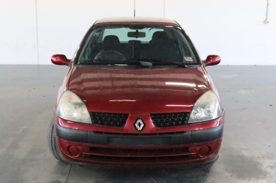 2002 Renault Clio — Renault Clio 2002