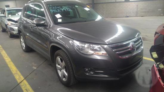 2010 Volkswagen Tiguan — Volkswagen Tiguan 2010