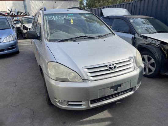 2002 Toyota Avensis Verso — Auto Petrol