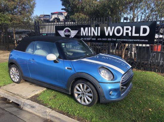2016 Mini Convertible — COOPER