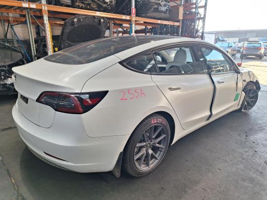 2022 Tesla Model 3 — RWD Auto Electric