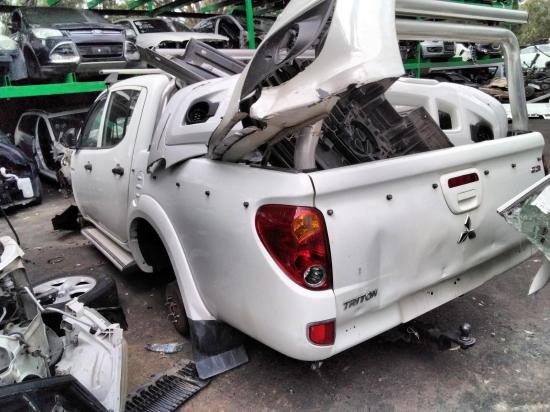 2012 Mitsubishi — Mitsubishi  2012