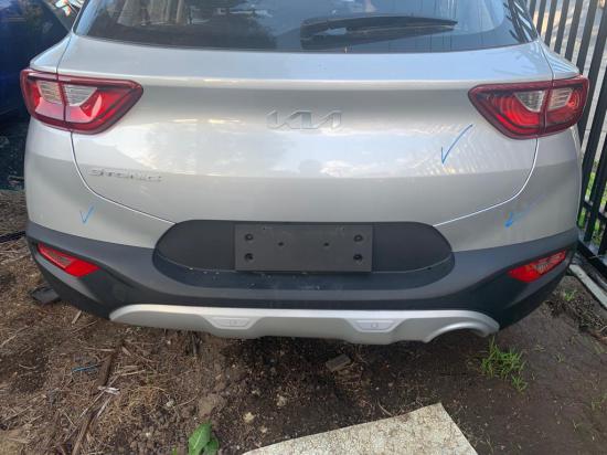 2023 Kia Stonic — Auto Petrol