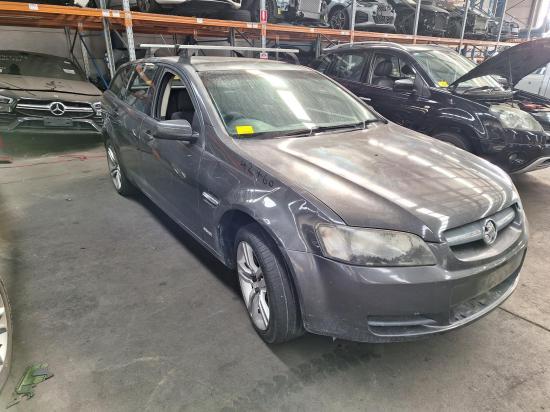 2009 Holden — Auto Petrol