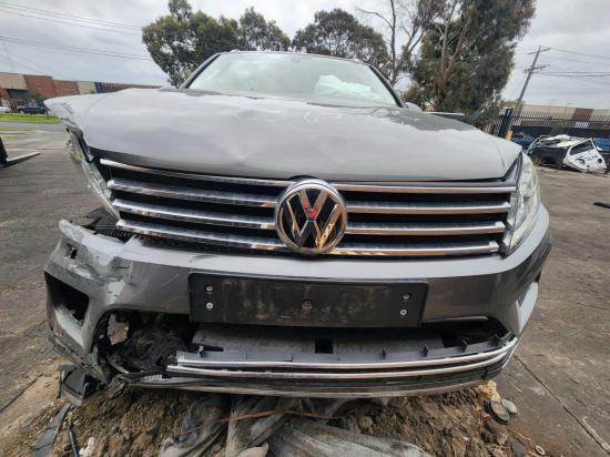 2018 Volkswagen Touareg — Auto Diesel