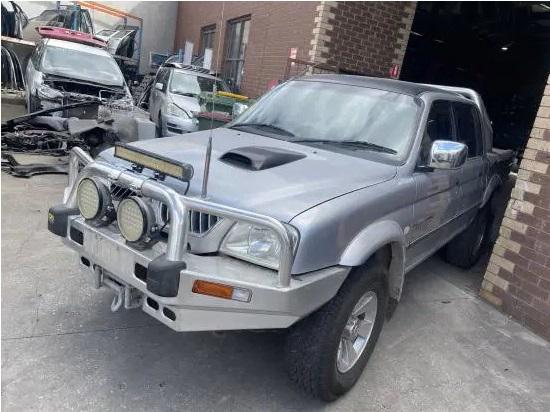 2005 Mitsubishi Mk Triton — MK TRITON Manual Diesel