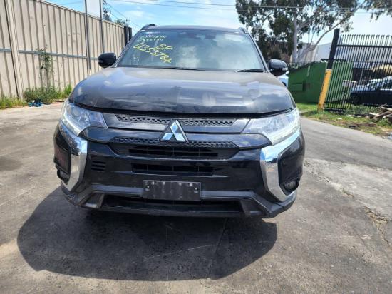 2020 Mitsubishi Outlander — Auto Petrol