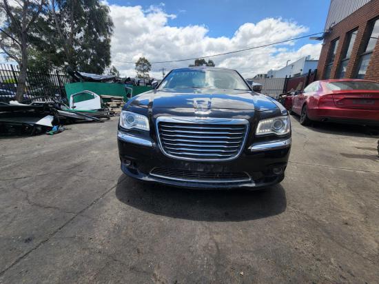 2013 Chrysler 300C — Auto Petrol