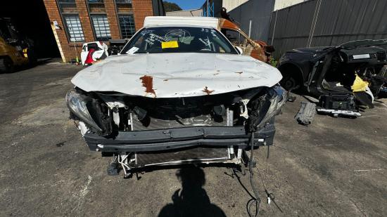 2019 Toyota Camry — Auto Hybrid