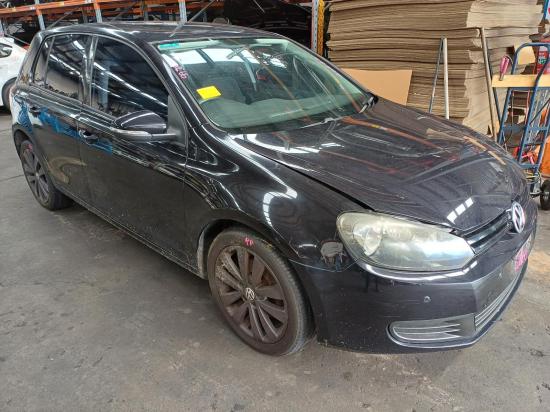 2011 Volkswagen — Manual Petrol