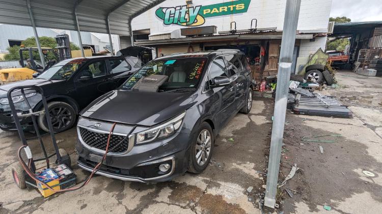 2015 Kia Carnival — YP PLATINUM Auto Diesel