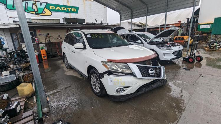2014 Nissan Pathfinder — R52 ST Auto Petrol
