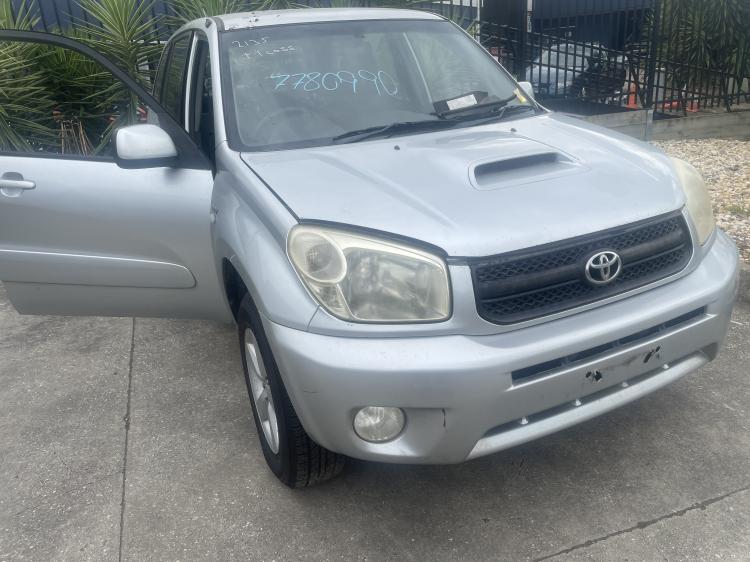 2004 Toyota RAV4 2004 — RAV4 2004 Auto Petrol
