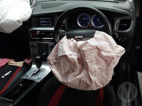 2011 Volvo V60 — 2011 VOLVO S60/V60 TRANSMISSION/GEARBOX AUTO PETROL 2.0 B4204T7 TURBO F SERIES 12/10-04/14
