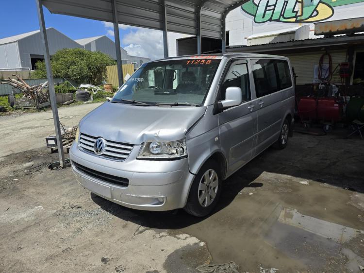 2005 Volkswagen Transporter — T5 TDI HIGHLINE Auto Diesel