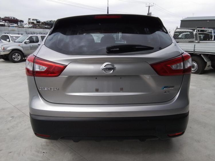 2015 Nissan Qashqai — J11 Auto Petrol