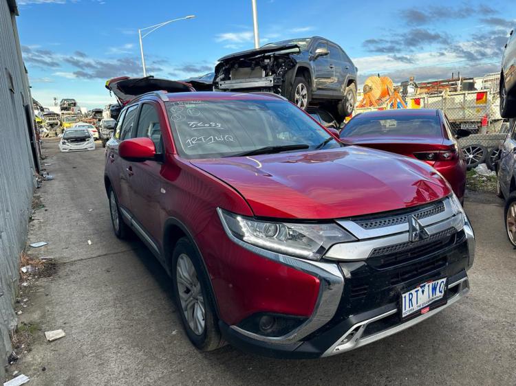 2019 Mitsubishi Outlander — Auto Petrol