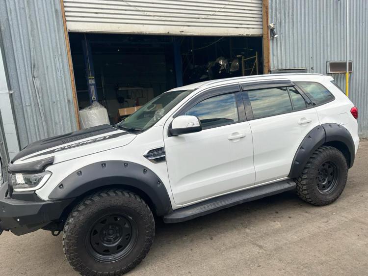 2015 Ford Everest — Auto Diesel