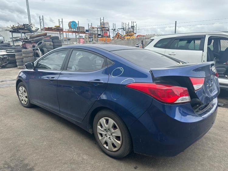 2013 Hyundai Elantra — Auto Petrol