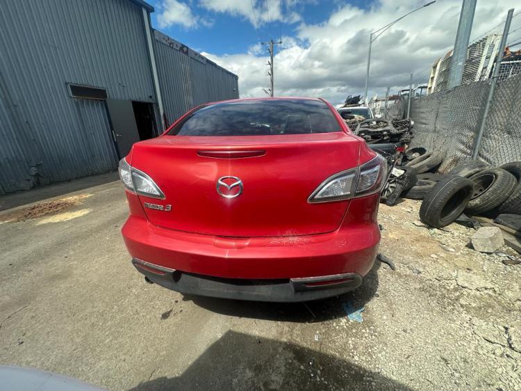 2017 Mazda 3 — Manual Petrol