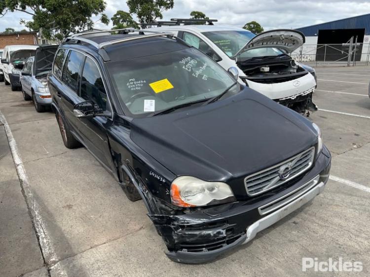 2010 Volvo XC90 — Volvo XC90 2010