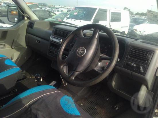 2002 Volkswagen Transporter — 2003 VOLKSWAGEN TRANSPORTER TRANSMISSION/GEARBOX MANUAL 2WD PETROL 2.5 T4 EVW CODE 11/92-08/04