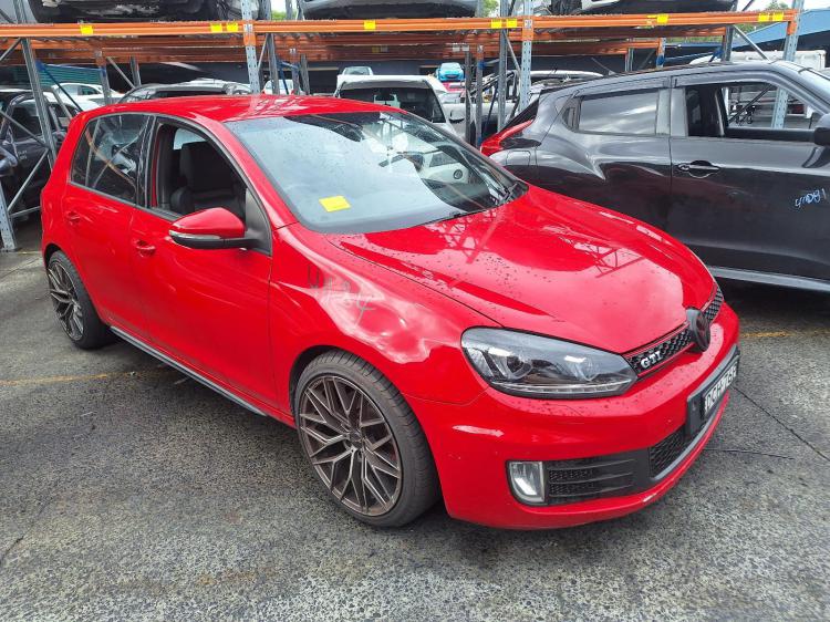 2012 Volkswagen — Manual Petrol