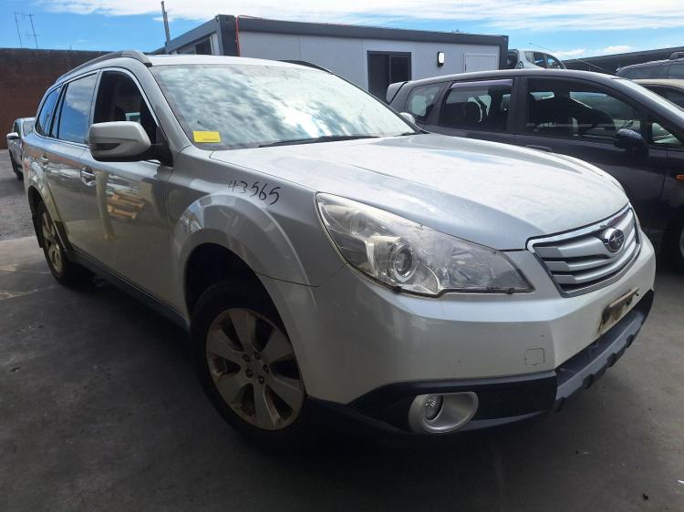 2010 Subaru Outback — Auto Petrol