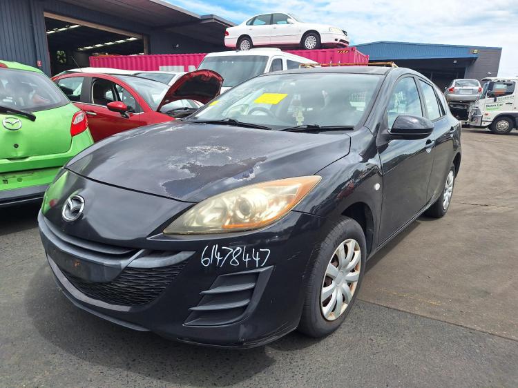 2011 Mazda 3 — Auto Petrol