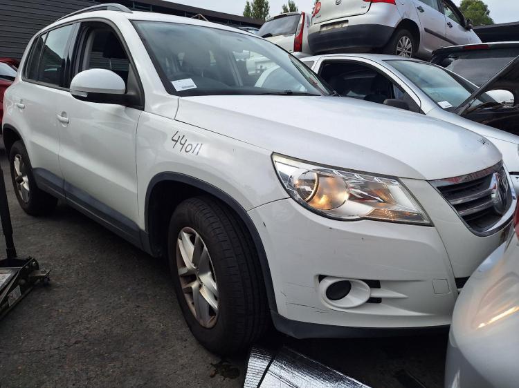 2011 Volkswagen — Auto Petrol