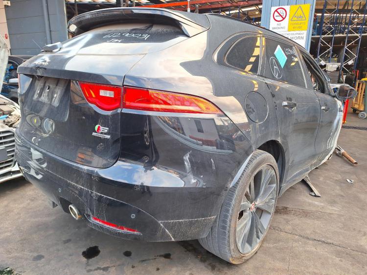 2016 Jaguar F Pace — Auto Petrol