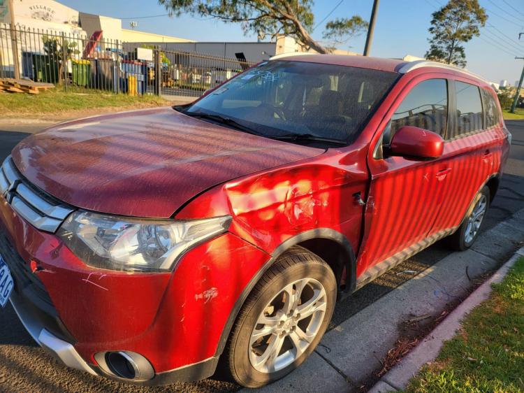 2015 Mitsubishi Outlander — Auto Petrol