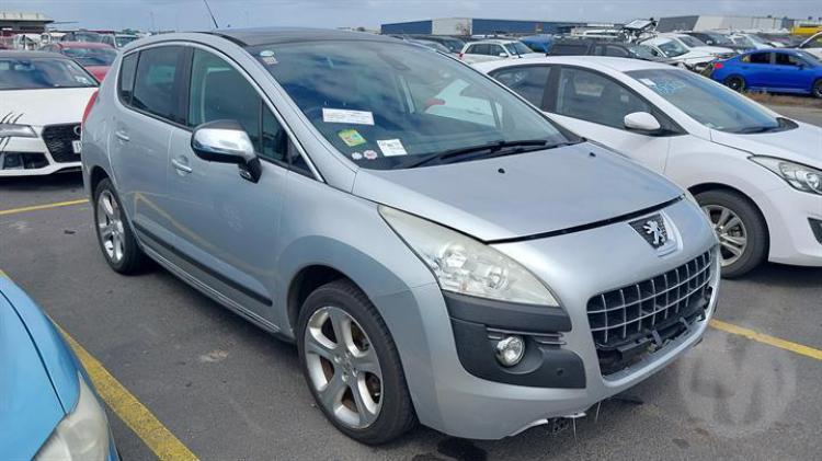 2010 Peugeot 3008 — Auto Diesel