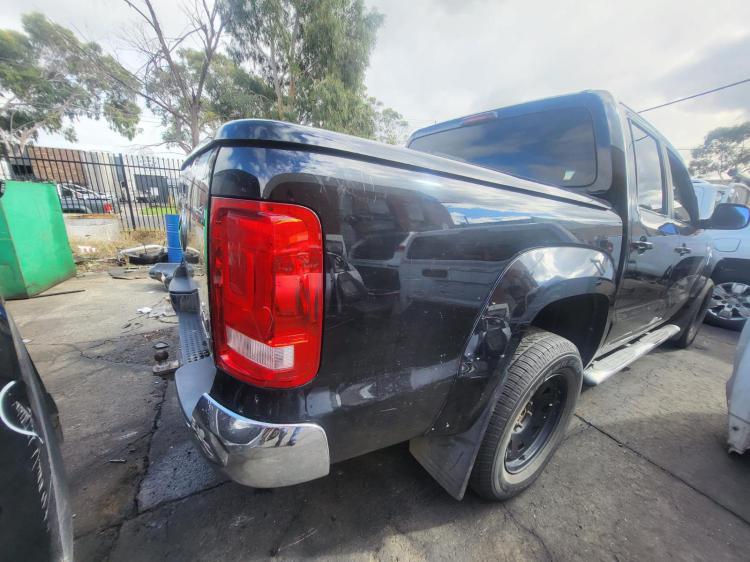 2011 Volkswagen Amarok — Manual Diesel