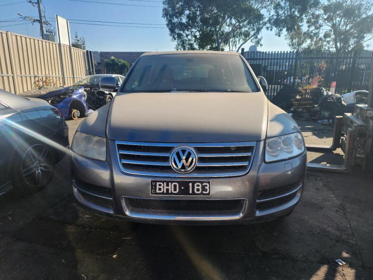 2004 Volkswagen Touareg — Auto Diesel