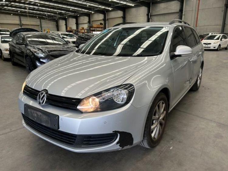 2013 Volkswagen Golf — Auto Petrol
