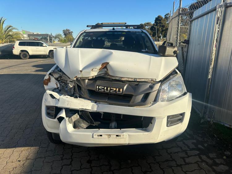 2016 Isuzu Dmax — RC Auto Diesel