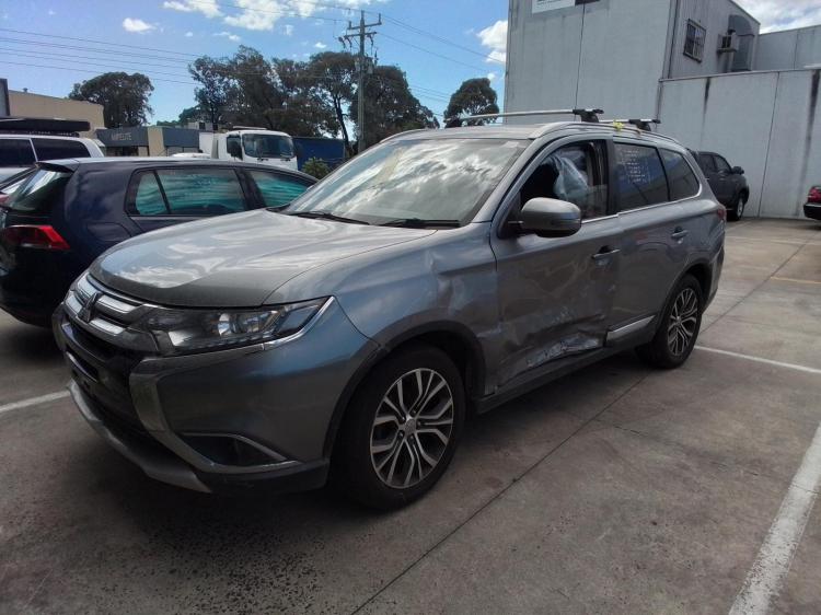 2015 Mitsubishi Outlander — ZK Auto Petrol