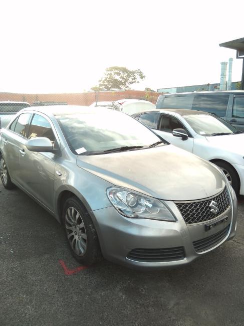 2010 Suzuki Kizashi — Auto Petrol