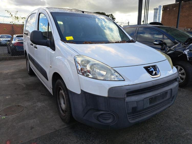 2011 Peugeot Partner — Manual Diesel
