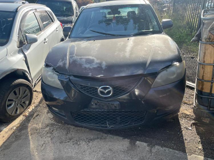 2006 Mazda 3 — Manual Petrol