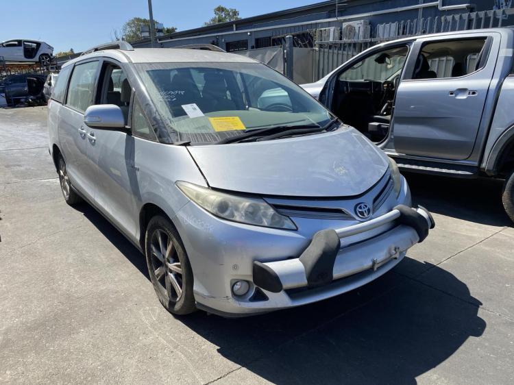 2011 Toyota Tarago — Toyota Tarago 2011