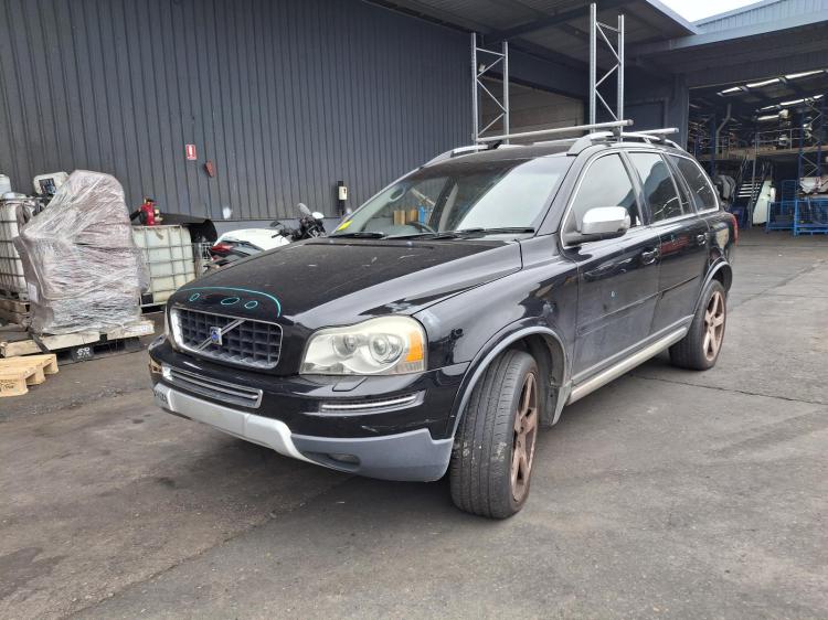 2011 Volvo XC90 — Auto Diesel
