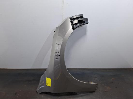 2011 Volvo S60 — Right Guard